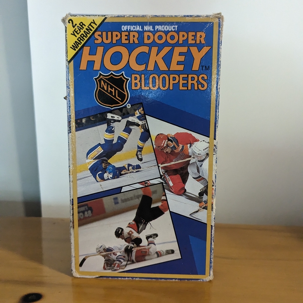 Super Dooper Hockey Bloopers [VHS] [VHStape] [1990]